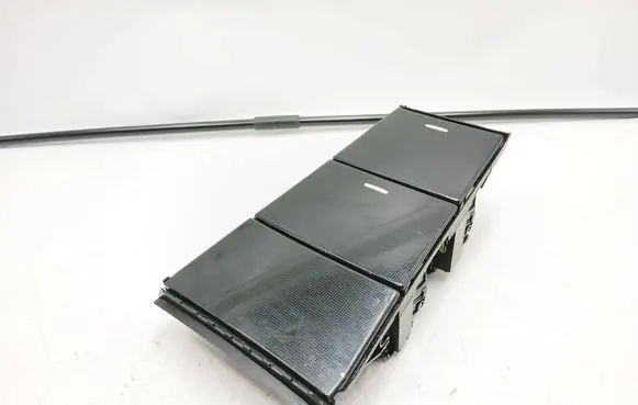 Mercedes-Benz ML W164 Glove box central console A1646800814 64680081A