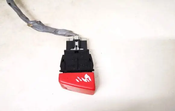 Honda Accord Hazard light switch m19620 hd26