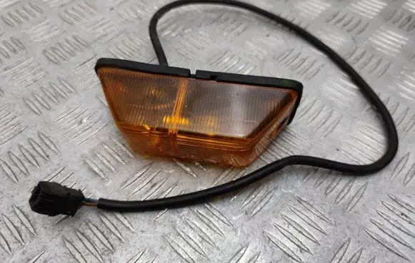 Mercedes-Benz Sprinter W906 Front fender indicator light A048499 0152621