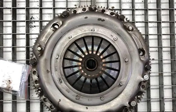 Skoda Fabia Mk1 (6Y) Clutch set kit 045141025A