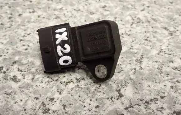 Hyundai ix20 Reversing light switch sensor 39300-2B000