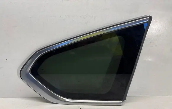 Hyundai Santa Fe Rear side window
