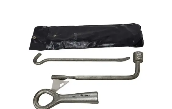 Citroen C-Crosser Tool set 9200A006