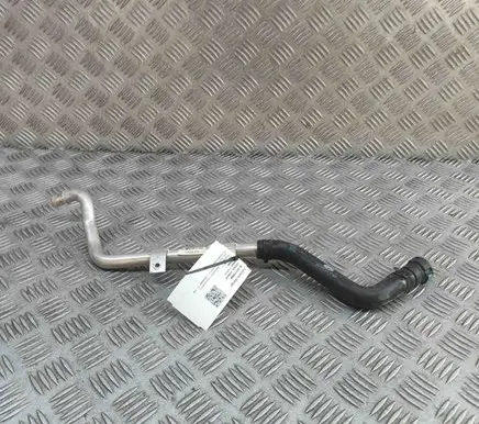 Land Rover Discovery 5 Engine coolant pipe/hose CPLA18B402AC