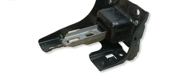 Peugeot 2008 I Gearbox mount 9801521580