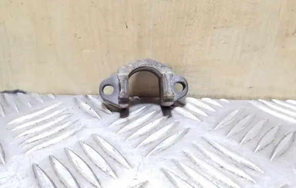 BMW X5 E53 Fuel Injector clamp holder
