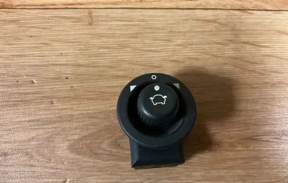 Ford Mondeo Mk III Wing mirror switch 93BG17B676BB K808X
