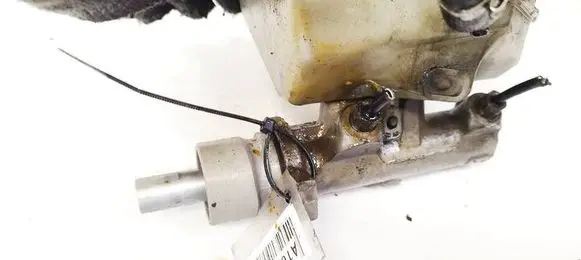 Master brake cylinder