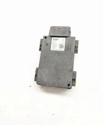 BMW 5 G30 G31 Sensor 6877646