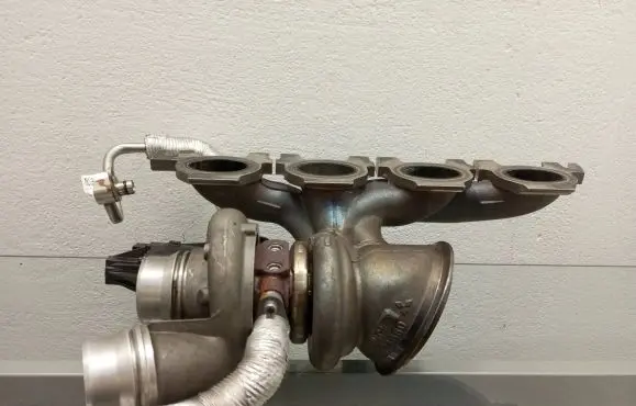 BMW 3 F30 F35 F31 Turbo 7637563