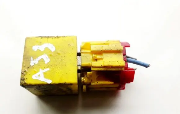 Peugeot 607 Other relay 9638603580