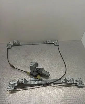 Renault Kangoo II Front door window regulator with motor 402086A 240610 103657