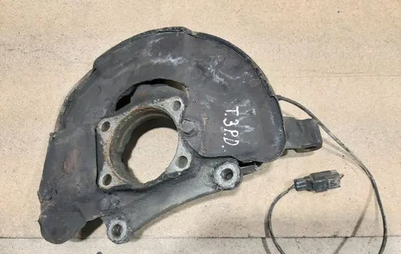 Volvo XC70 Front wheel bearing hub 