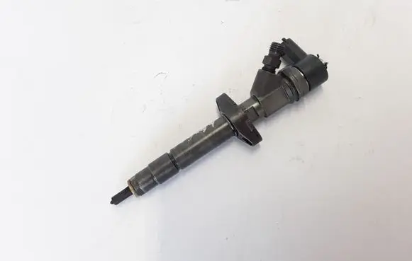 Fuel injector