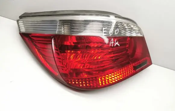 BMW 5 E60 E61 Rear/tail lights 6910767