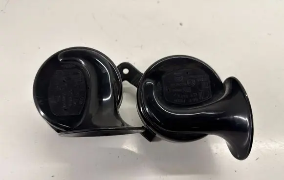 Tesla Model 3 Horn signal 148694300A