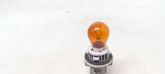 Nissan Pixo Headlight/headlamp bulb 