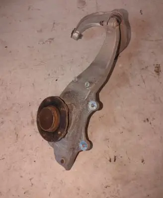 BMW 5 F10 F11 Front wheel hub