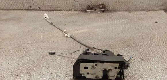 BMW X5 E53 Rear door lock 