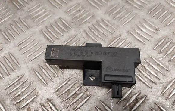 Audi S5 Facelift Keyless (KESSY) go control unit/module 8K0907247