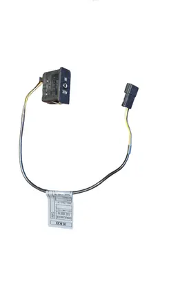 BMW 3 E90 E91 AUX in-socket connector 61316930561