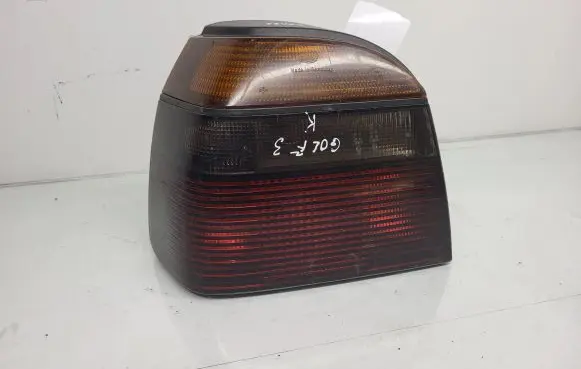 Volkswagen Golf III Rear/tail lights 1H6945257 1H6945171B