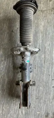 Mercedes-Benz Vito Viano W639 Front shock absorber/damper 6393206613 A6393206613