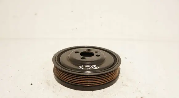 Volkswagen Golf VII Crankshaft pulley 04L105243
