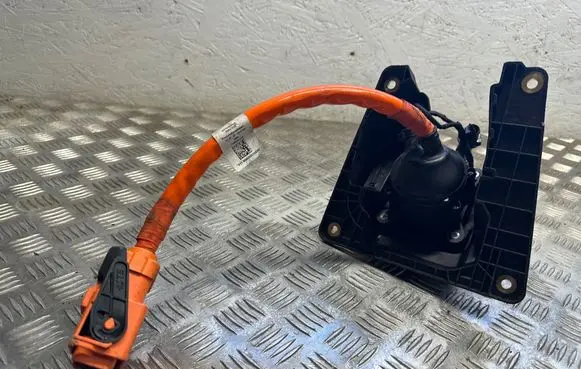 Porsche Cayenne (9Y0 9Y3) Electric car charge socket 9Y0971676J 29062018