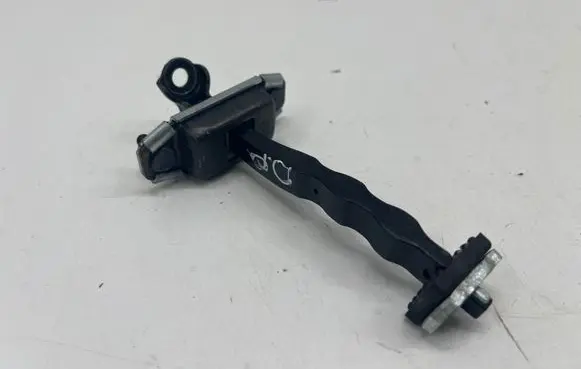 Hyundai Kona II Front door check strap stopper