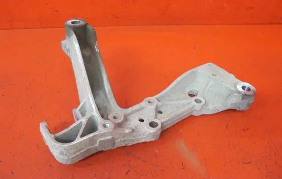 Audi A3 S3 8P Front lower control arm/wishbone 1K0199296E