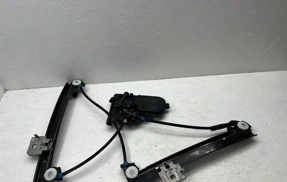 Tesla Model 3 Front door window regulator with motor 161644200A