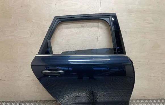 Rear door