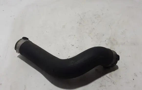 BMW 5 F10 F11 Intercooler hose/pipe 7810615