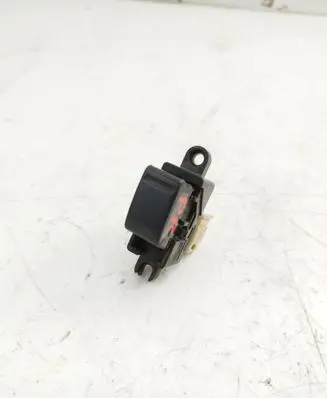 Nissan Almera N16 Electric window control switch