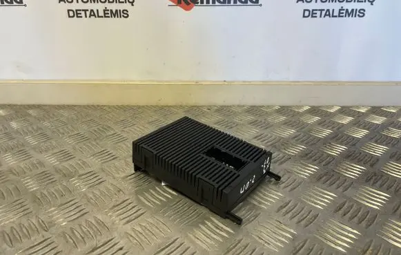 BMW X3 E83 Light module LCM 3413318
