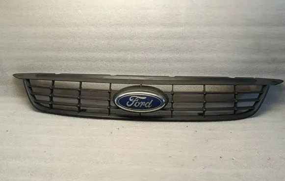 Ford Focus Front grill 8M518200BD