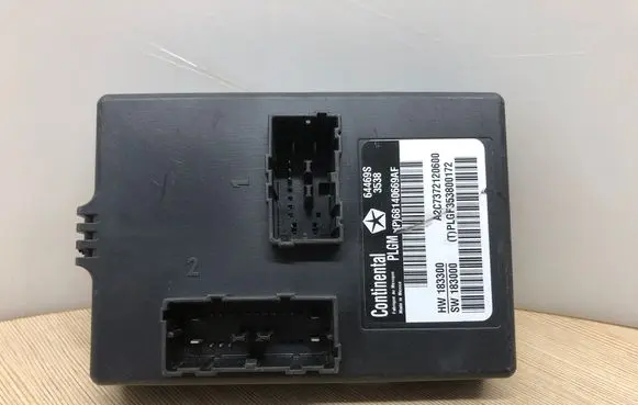 Jeep Grand Cherokee Tailgate/trunk control unit/module 68140669AF PLGF353800172 A2C7372120600
