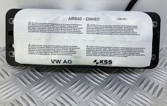 Volkswagen Golf VII Passenger airbag 8V0880204D 3C8972563