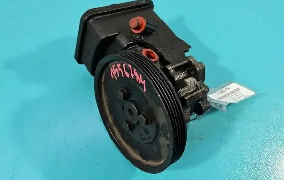 BMW 3 E46 Power steering pump 7691900513 IMPRK1556784