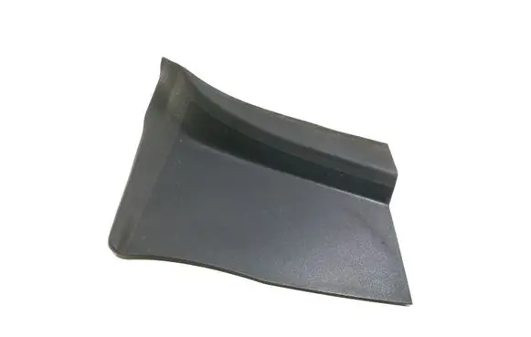 Rear/tail light trim molding
