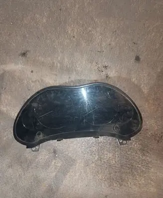 Toyota Avensis T250 Speedometer (instrument cluster) 8380005630