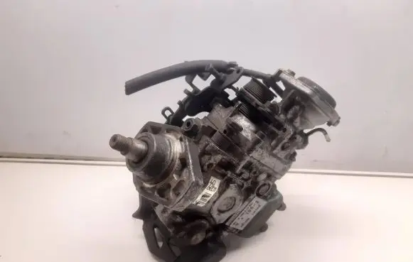 Opel Vectra A Fuel injection high pressure pump 9460620011 L177019 3652