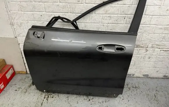 Ford Puma Front door