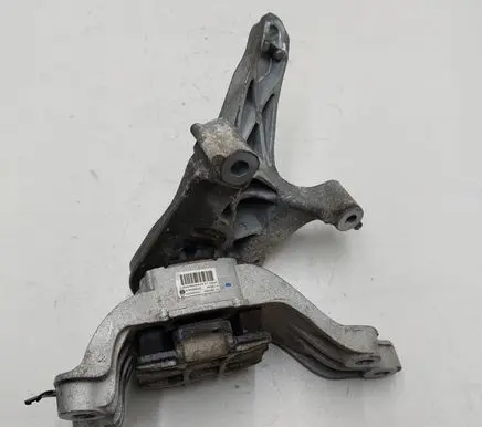Mini Cooper Countryman R60 Gearbox mount 6784359