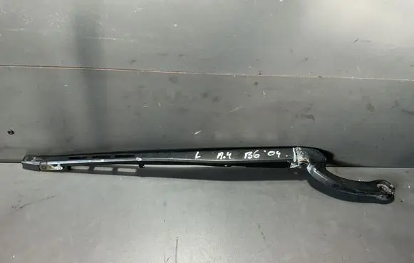 Audi A4 S4 B6 8E 8H Front wiper blade arm 8E1955407