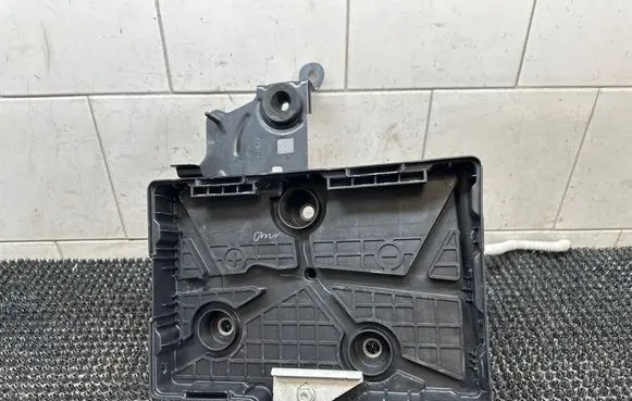 Renault Captur Battery box tray 648601269R