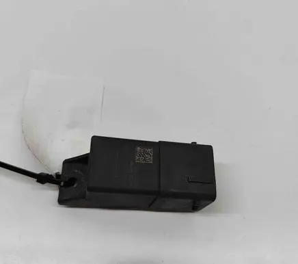 Ford Mondeo MK V Glow plug pre-heat relay 51299058 9803299780
