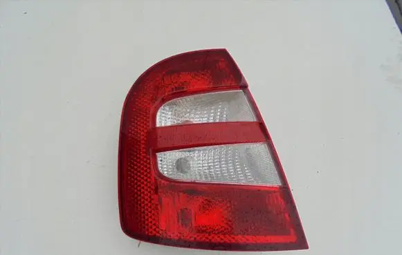 Skoda Fabia Mk1 (6Y) Rear/tail lights
