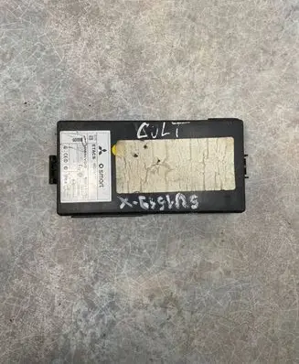 Mitsubishi Colt Fuse module 8637A171 5WK45103H